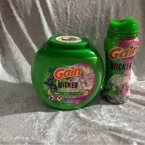 Wicked for Good Laundry Detergent Set - Green